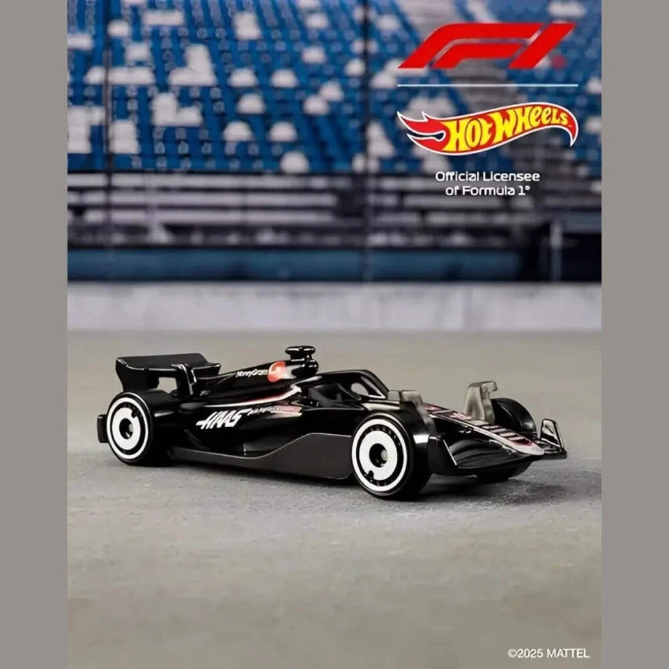 Hot Wheels 5-pack of Hot Wheels Formula 1 Die-Cast 1:64 Scale - Image 3 of 4