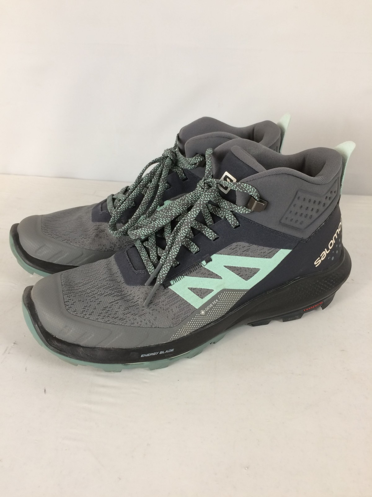 Stivali da trekking donna Salomon Outpulse Mid Gore Tex molto buoni ebano ombra silenziosa 