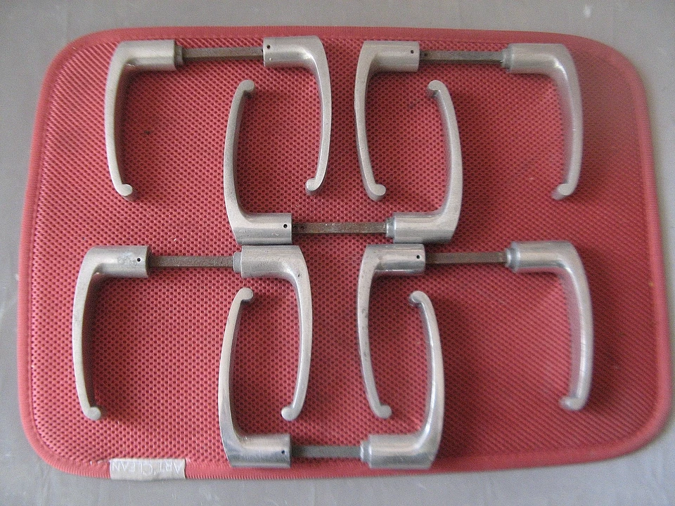 "634.21" LOT DE 28 POIGNEES VINTAGE + PIECES DETACHEES ALU ACIER CHROME - Photo 1/3