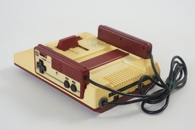 Nintendo Famicom Console -System Only- Tested HVC-001 H6160148