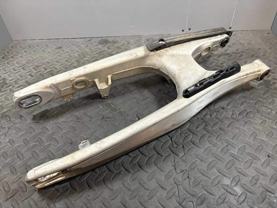 KTM 250 450 SX-F SXF 2016-2018 OEM BASCULANTE TRASERO SUSPENSIÓN BRAZO OSCILANTE79004030044 Foto 2 de 4