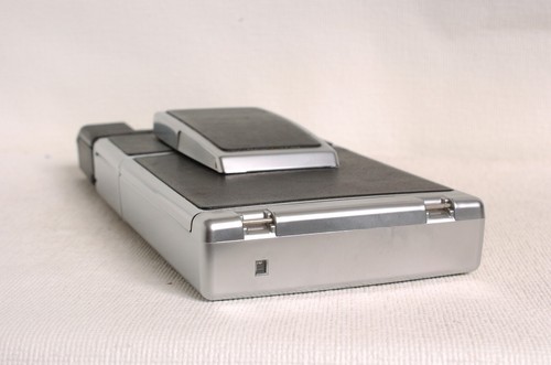 Polaroid SX-70 Land Camera Sonar Auto Focus Iconic beautiful with brown case OMG - Picture 7 of 14