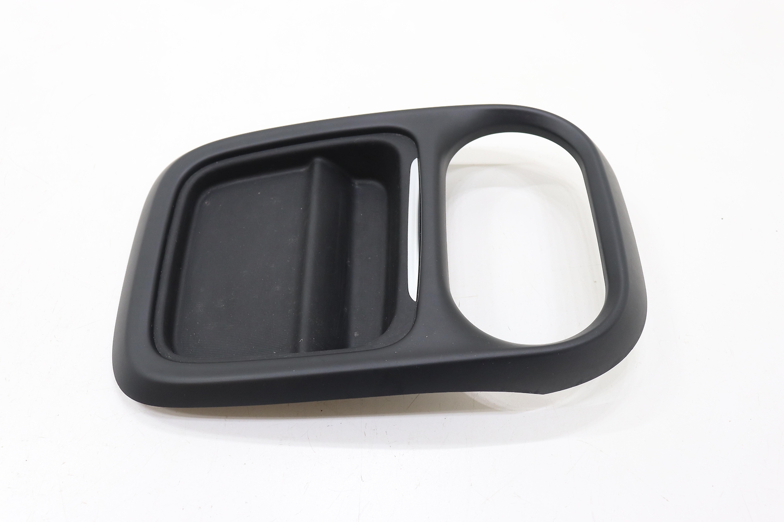 2017 2020 CHRYSLER PACIFICA FRONT CENTER CONSOLE CUP HOLDER BEZEL OEM eBay