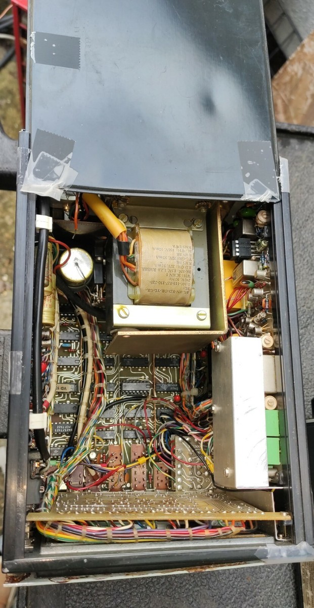 Bruel & Kjaer Type 2426 Autorangng Dgtal Voltmeter n Sant-Jean-sur