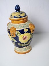 Pot couvert en céramique barbotine – Style Majolique – Fin XIXᵉ / Début XXᵉ