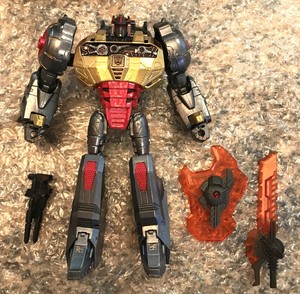 Transformers-Generations-Fall-of-Cybertron-Voyager-Class-CUSTOM-Grimlock