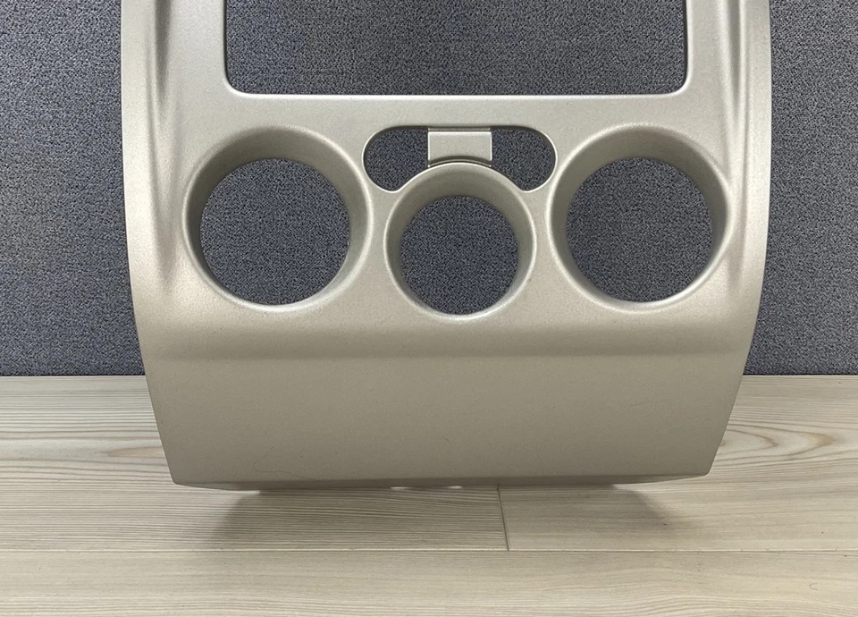 ♦️Chevy Colorado GMC Canyon 2004-2012 Radio tablero bisel panel de ajuste. Envío gratis Foto 4 de 4