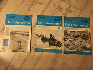 DLRG Der Lebensretter 1965 pin Abzeichen Patch Rettungsschwimmen Spange Brosche