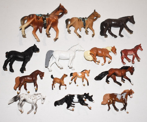 Vintage Breyer Mini Whinnies Lot of 14 Mini Horses 1.5" Scale