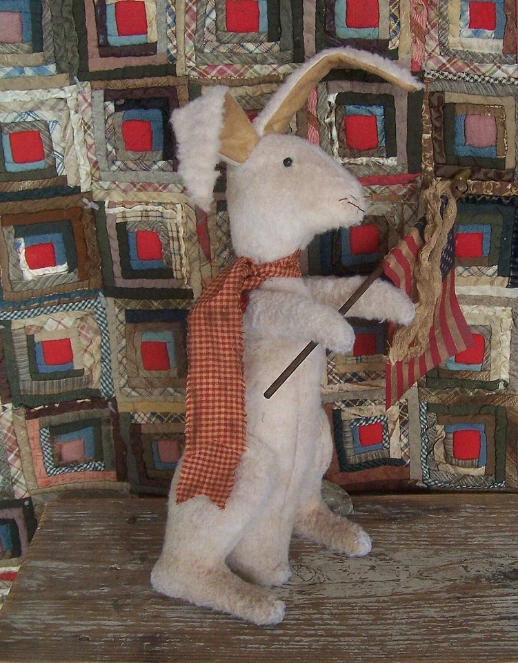 Primitive Rabbit Doll & Flag, Americana Easter Bunny Light Grunge - ARTISAN MADE - Image 3 of 4