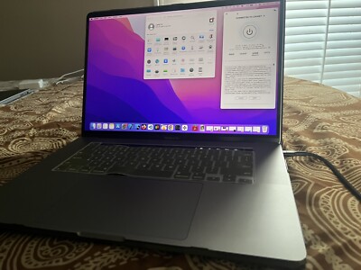 MacBook Pro 16'' - 512GB, Intel Core i7, 2.6 GHz, 16 GB