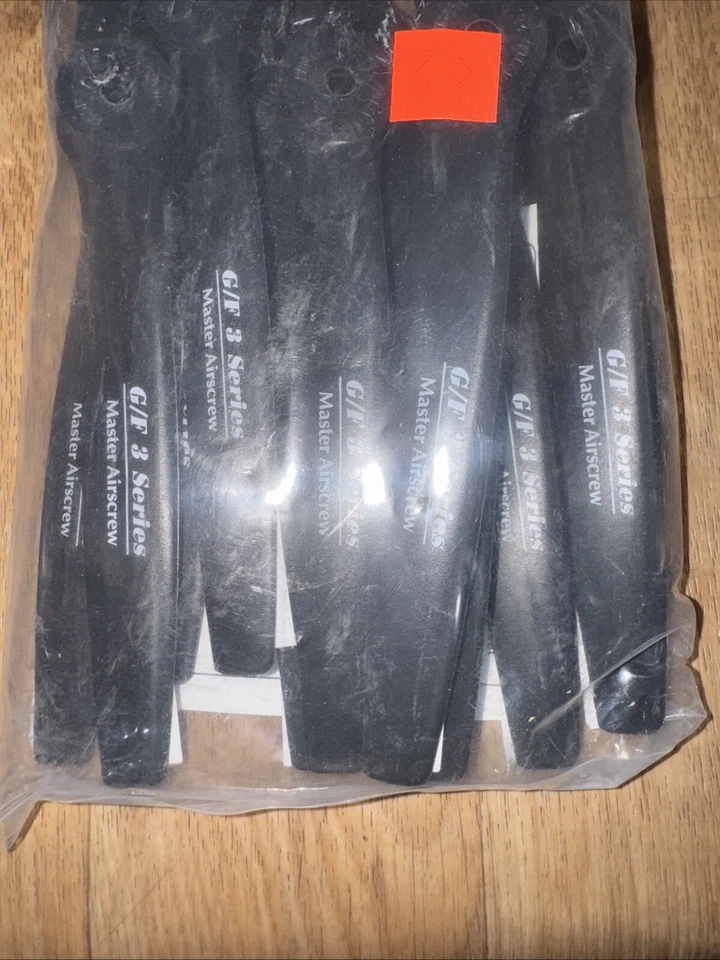 12  Master Airscrew G/F 3 Series 11" x 6"   28 X 15 CM   MA1160G3  Propeller New - Image 3 of 4