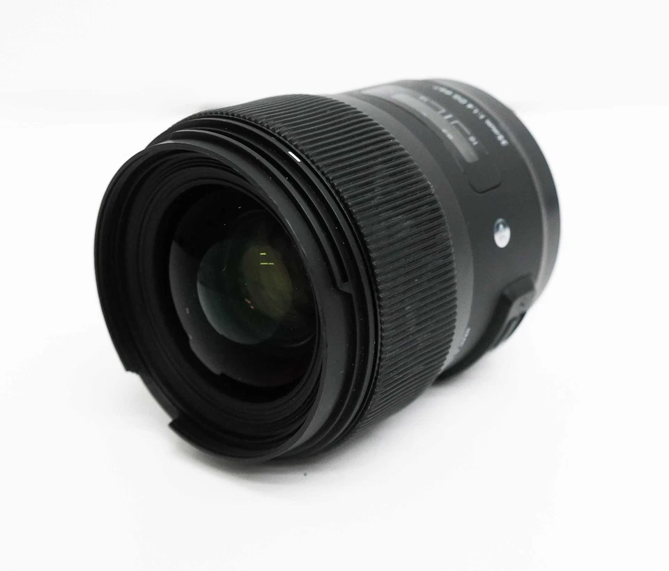 Lente Sigma 35mm f/1.4 DG HSM Art padrão para Canon LEIA - Imagem 3 de 4