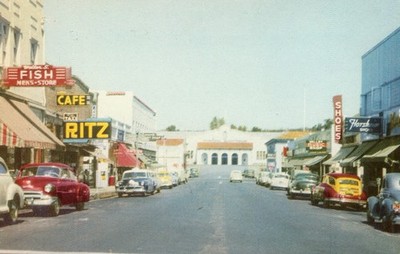 Oroville, California Business District Postcard Vintage c1940 Cafe, Old Cars, N