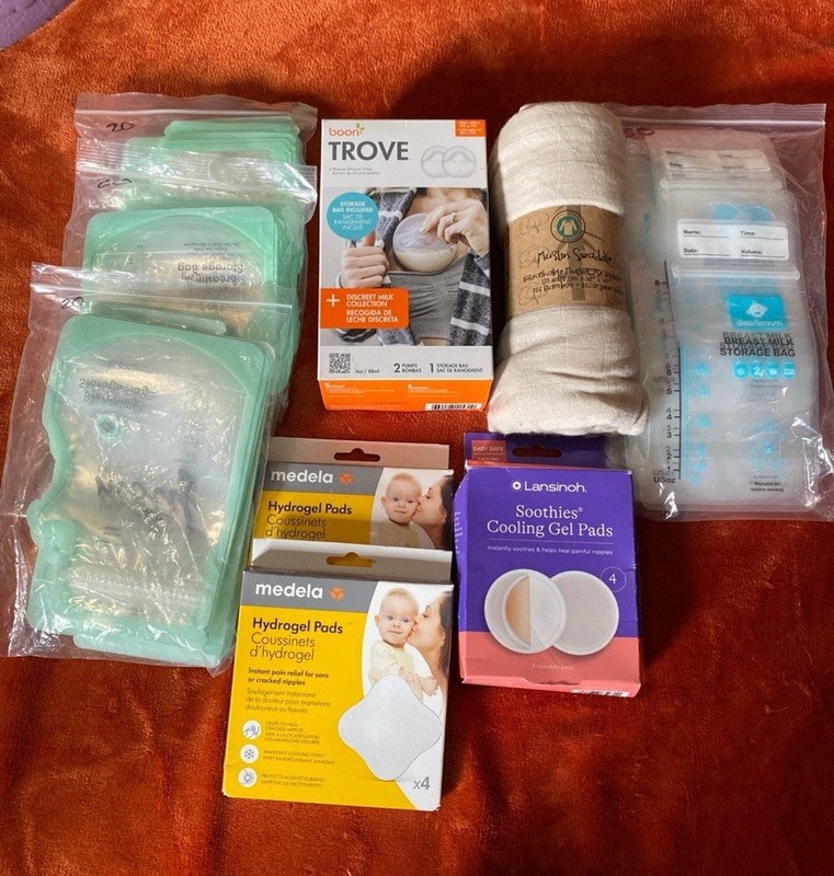Boon Trove Passive Breast Pump & Breastfeeding lot Medela Gel Pads Storage Bags