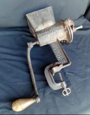 Quaker City Grinding Mill F No 4 Food - Good Condition - See Photos!