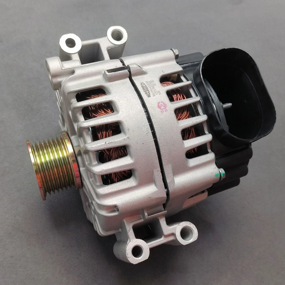 12317603782 Alternador para BMW 550i 650i 750i X5 X6 Alpina B7 F01 F02 F10 F07 Foto 3 de 4