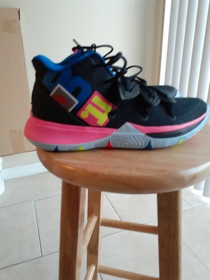 kyrie 5 black volt hyper pink