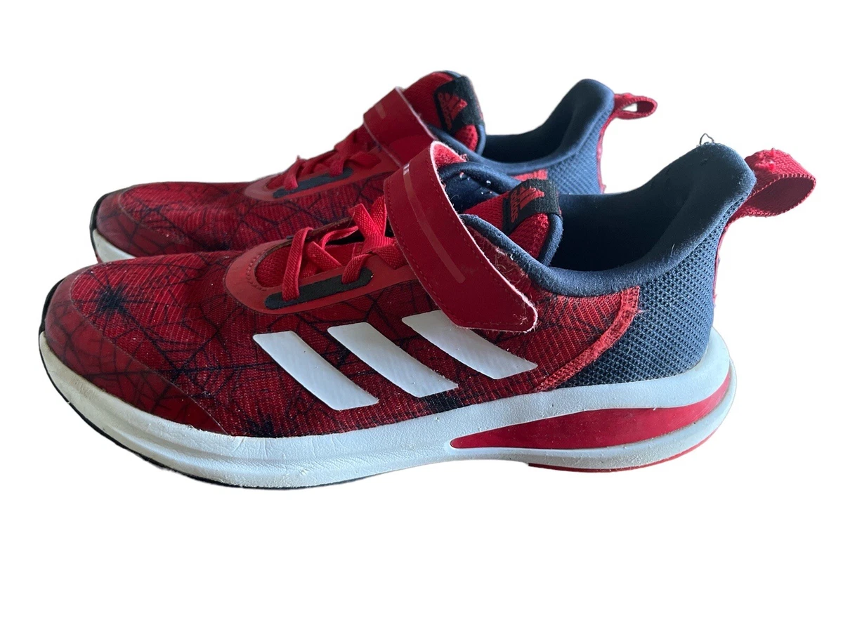 Chaussure adidas 2025 spiderman