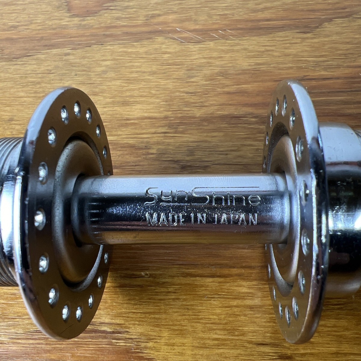 Sunshine Bolt On Rear Hub 36 Hole Japan Fits Old School BMX Sunshine Bolt On Rear Hub 36 Hole Japan Fits Old School BMX