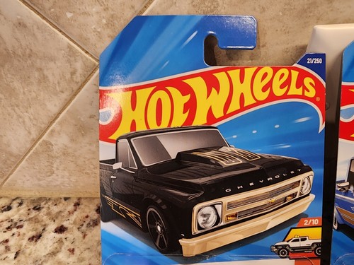 Hot Wheels Chevy Truck 3 Truck Lot - Picture 3 of 8