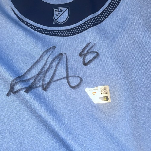 Alex Ring New York City FC Autographed Blue 2019 Adidas Replica Jersey - Picture 7 of 8