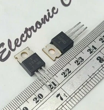 1pcs - Toshiba 2SD880  D880 - Transistor - TO-220