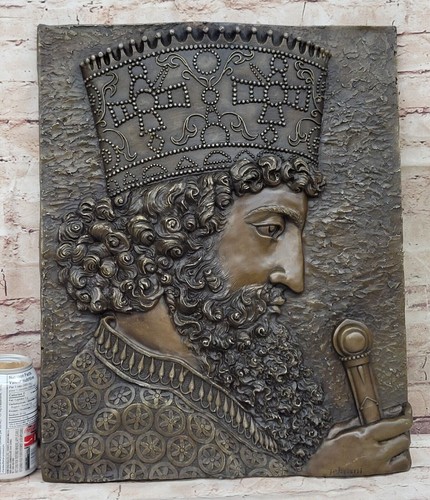 Persian Empire Heritage: Bronze Wall-Mounted Statue of King Cyrus The Great Sale - Picture 2 of 10