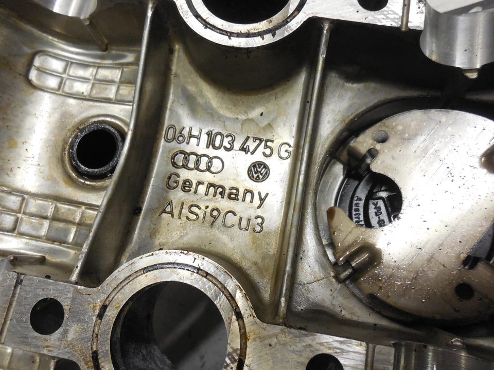 Cubierta válvula culata 06H103475G 09-12 MUCHOS AUDI A4 VOLKSWAGEN PASSAT CC Foto 2 de 4