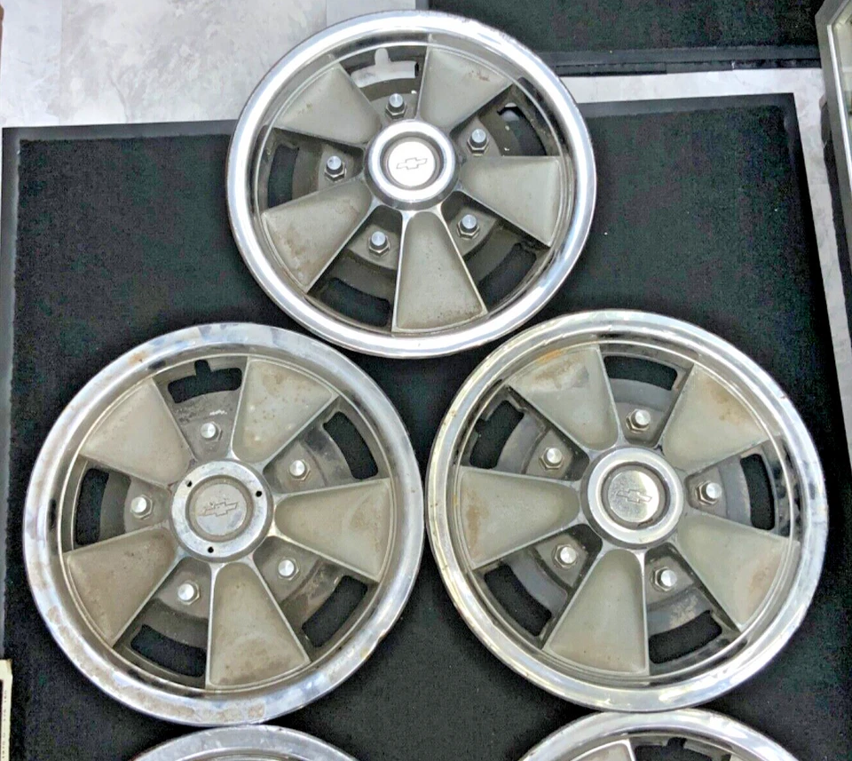 Tapacubos Chevrolet Camaro 1967/68/69 14” de colección - Juego de 5 - COMO ESTÁN - 551851 Foto 2 de 4