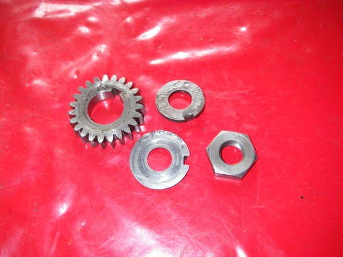 Primärtrieb Zahnrad Mutter Kurbelwelle rechts gear wheel YAMAHA SR 250