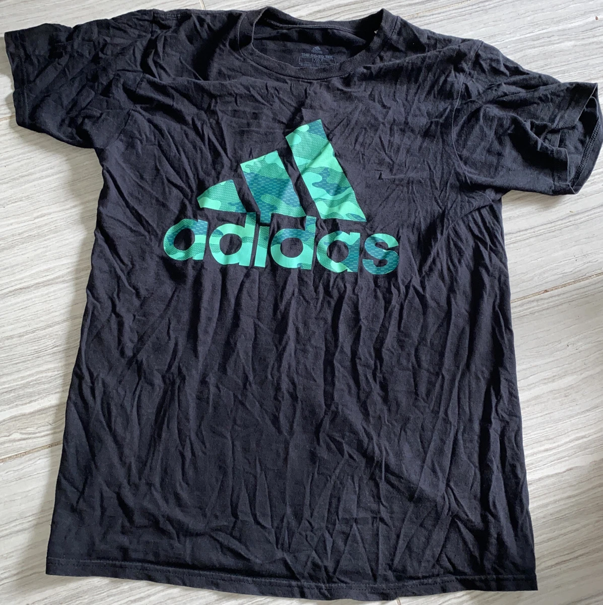 Adidas Mens Black T shirt size M with green Camo Logo Adidas
