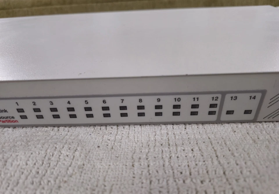 CONCENTRADOR SMC SMC3512TP ELITE 3512TP 10BASE-T 720.184 ¡Limpio buen estado! Foto 2 de 4