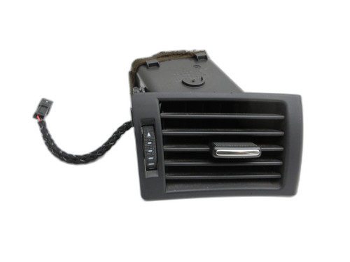 Luftdusche Luftdüse Rechts für Audi A4 8E B6 00-04 8E0820902F 36113060