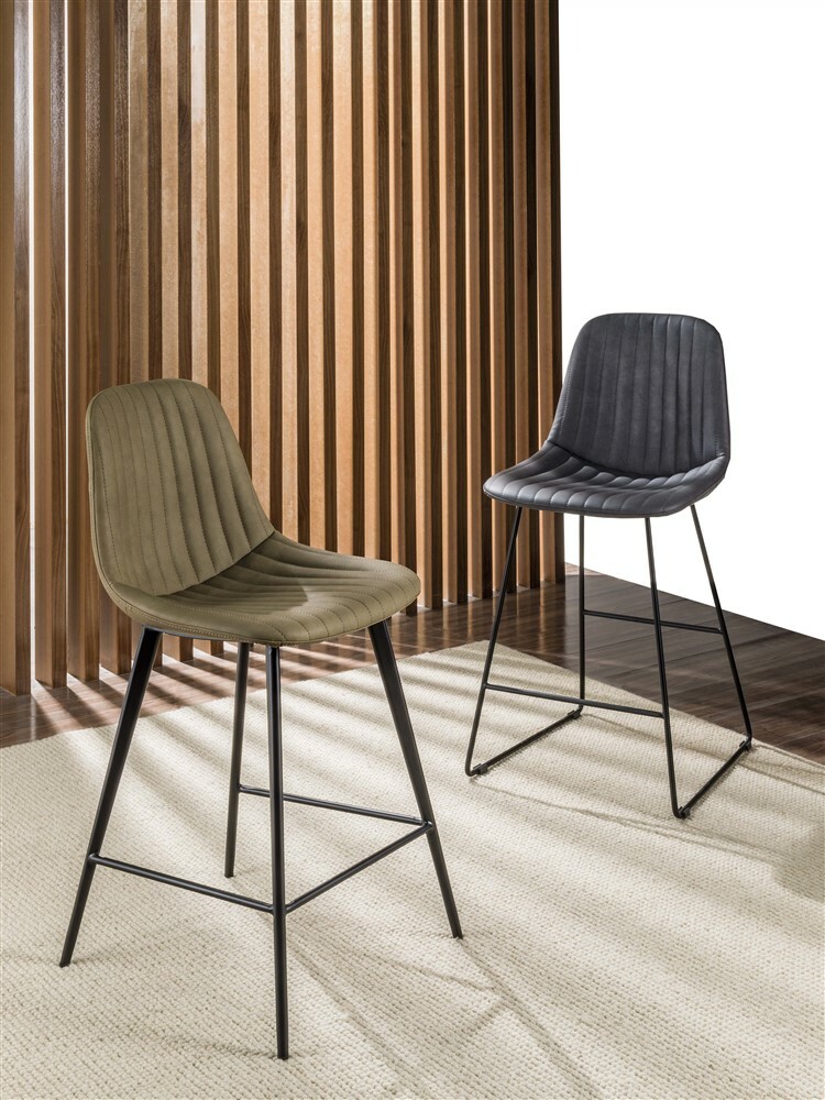 Set 2 sgabelli di design - Valla art. CINQUECENTO STOOL