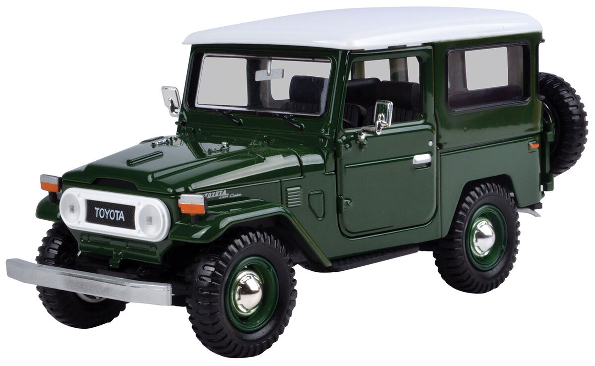 MOTORMAX 79323 TOYOTA FJ40 FJ 40 LAND CRUISER 1/24 DIECAST MODEL CAR NEW IN  BOX