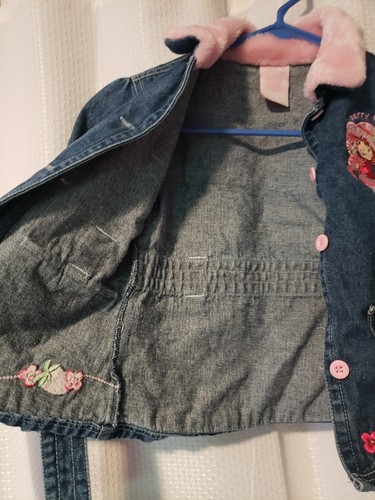Vintage Strawberry Shortcake Demin Jacket w/ Faux Fur Collar Girls Size 5 - Picture 8 of 10