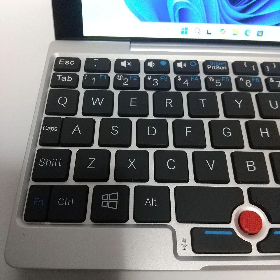 GPD Pocket UMPC Portable PC X7-Z8750 8GB/128GB WIndows 11 Home Used JPN - Image 2 of 4