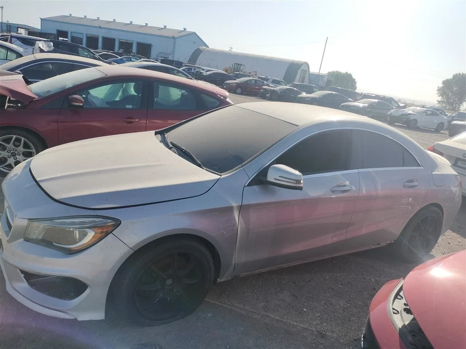 GLOVE BOX 2014 MERCEDES-BENZ CLA250 Foto 3 de 4