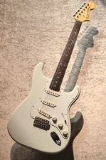 Fender FSR Collection Made in Japan Traditional Late 60s Stratocaster Olympic W