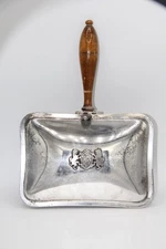 Antique Silverplate Footed Silent Butler Warmer Dust Pan Wood Handle
