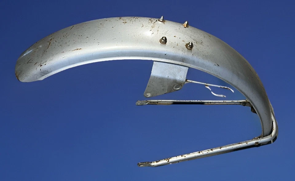 Kawasaki KZ400 D S 1976 74-83 modelos OEM guardabarros de rueda delantera de metal Foto 2 de 4