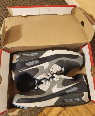 Nike Air Max 90 GORE-TEX Anthracite/Obsidian Low Top Sneakers DJ9779-004