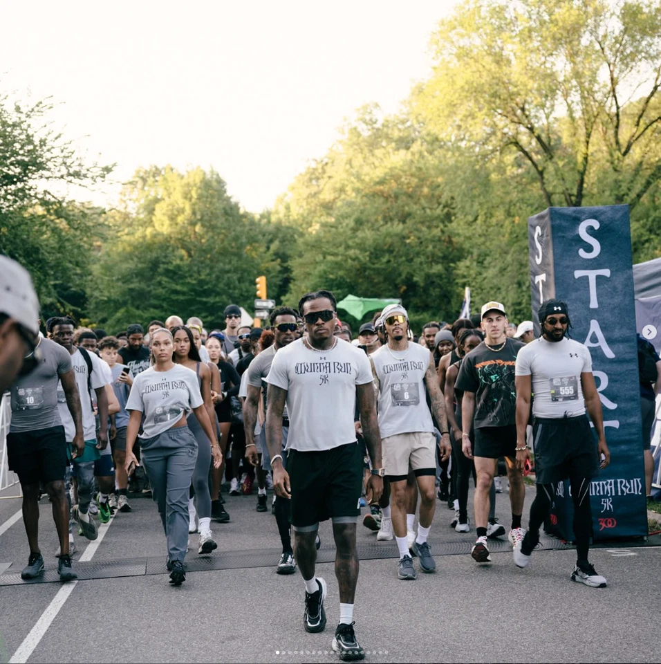 Camiseta grande Gunna Wunna Run 5K para hombre Foto 2 de 3