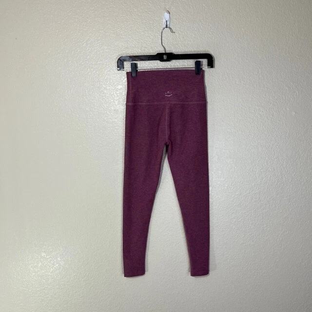 beyond-yoga athletic gym workout heather logo leggings