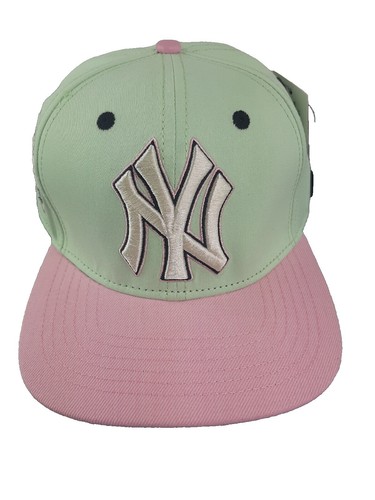 Vintage MLB New York Yankees Snapback Cap Hat 90s 47' Brand NEW