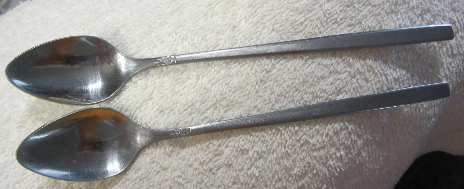 2 lot of 1881 Rogers Oneida Ltd Stainless MELISSA Iced Tea Spoons (1 pair),VTG