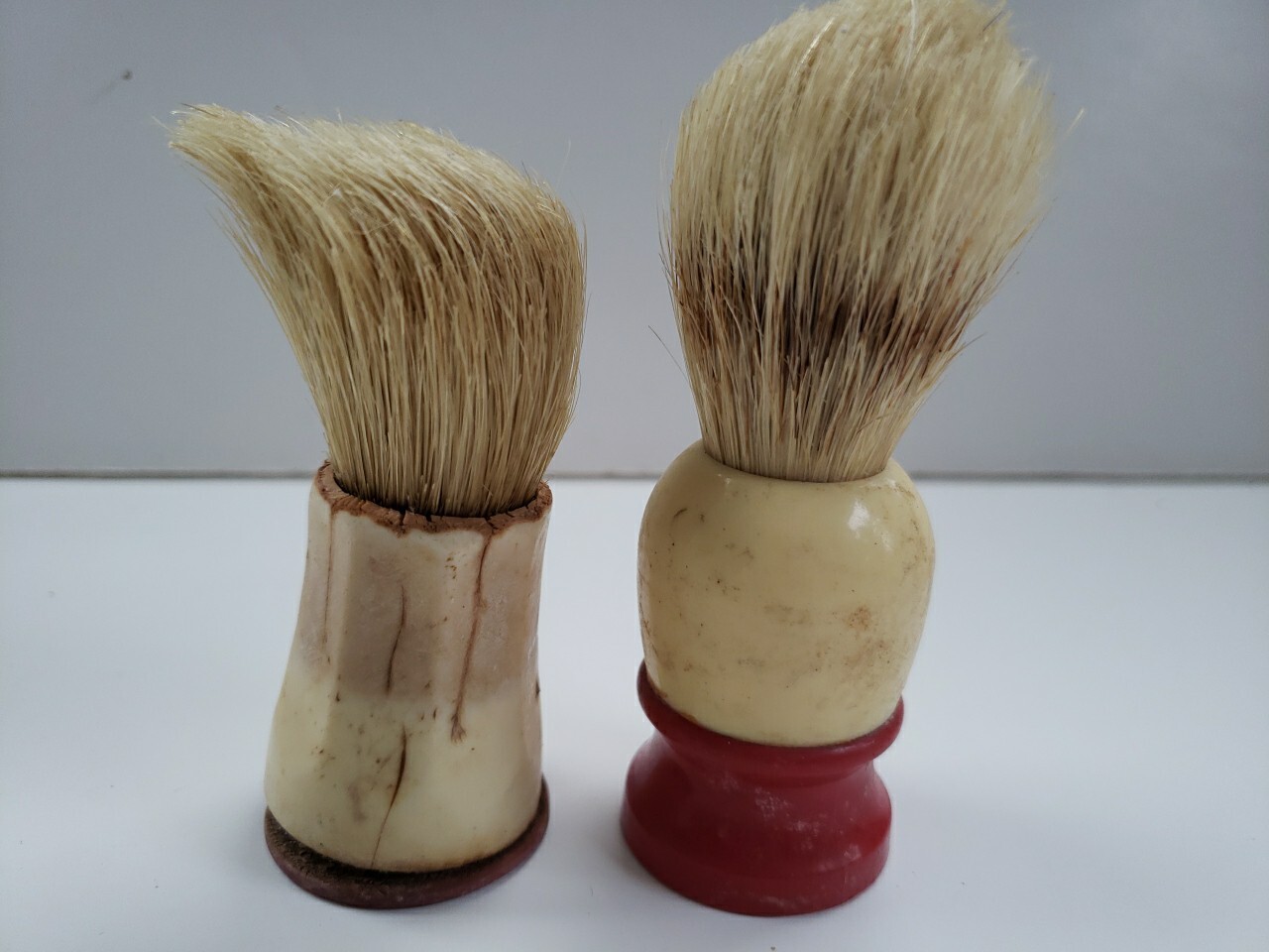 Set of 2 Vintage Shaving Brush Brushes Erskine Ever Ready Plastic