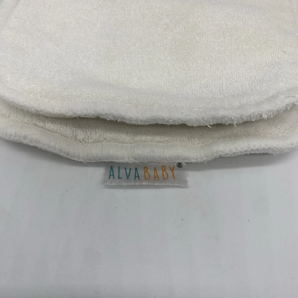 Lote de 13 Cloth Bum Genius AIO (2) Suga bums (1) Thirsties (1) Little Alaskans 1 Foto 4 de 4