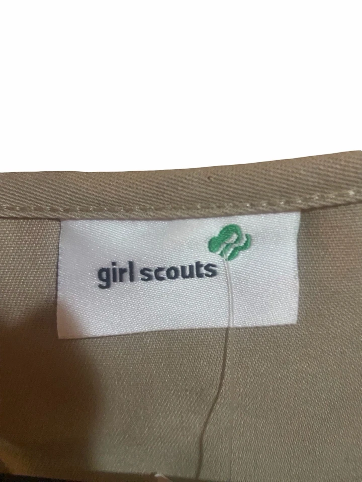 NWT Girl Scouts Official Cadette Senior Ambassador Vest Tan Size Medium - Image 4 of 4